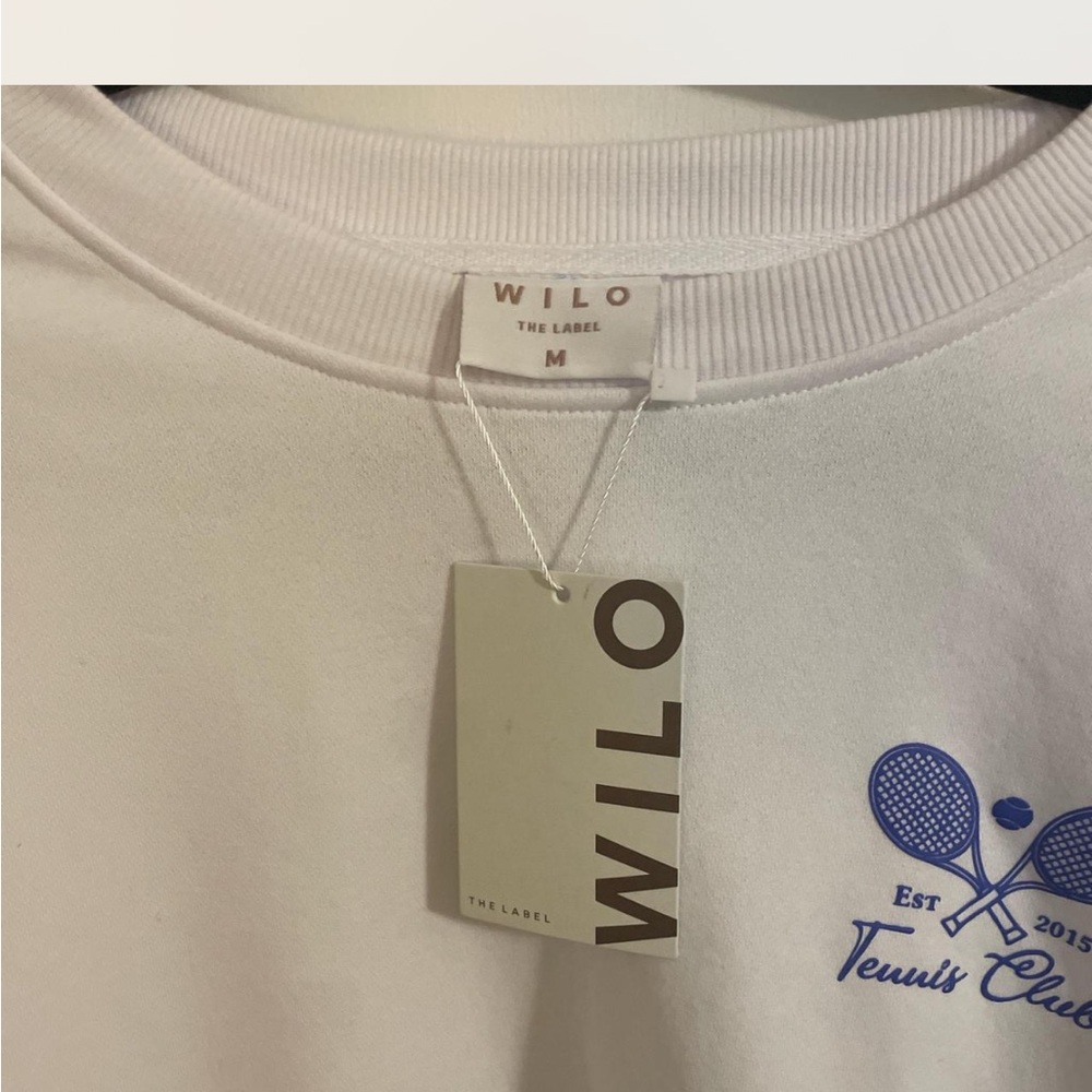 WILO White Sweatshirt